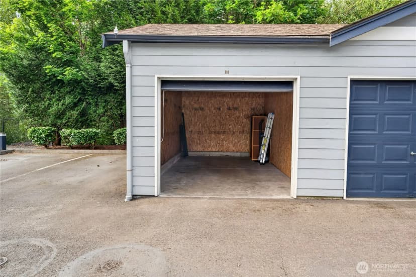 Property photo for 10825 Se 200th Street #f204, Kent photo 21