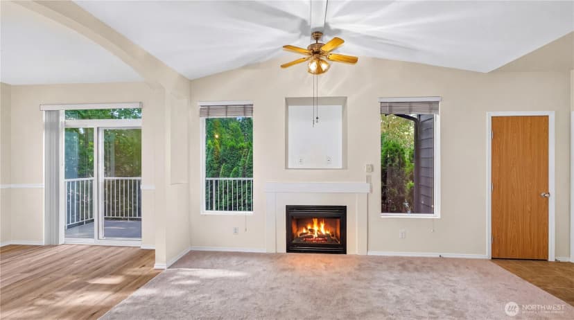 Property photo for 10825 Se 200th Street #f204, Kent photo 4