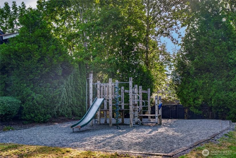 Property photo for 10825 Se 200th Street #f204, Kent photo 23