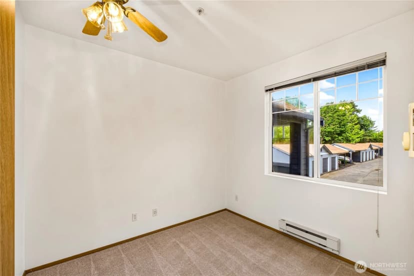 Property photo for 10825 Se 200th Street #f204, Kent photo 17