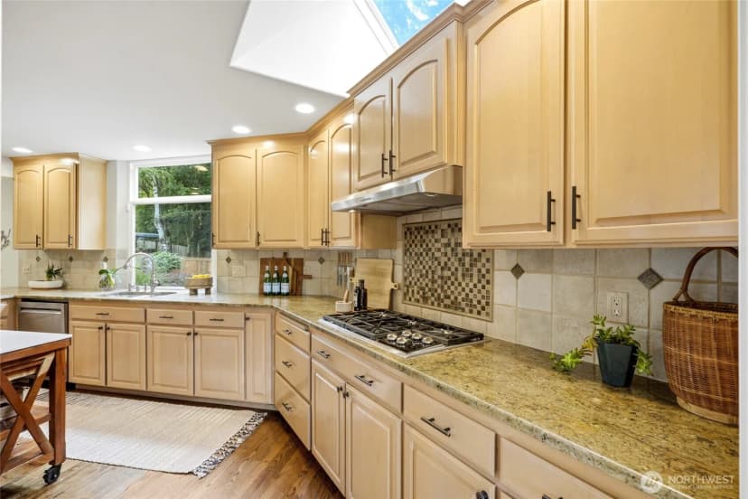 Property photo for 15605 60th Drive Se, Snohomish photo 8