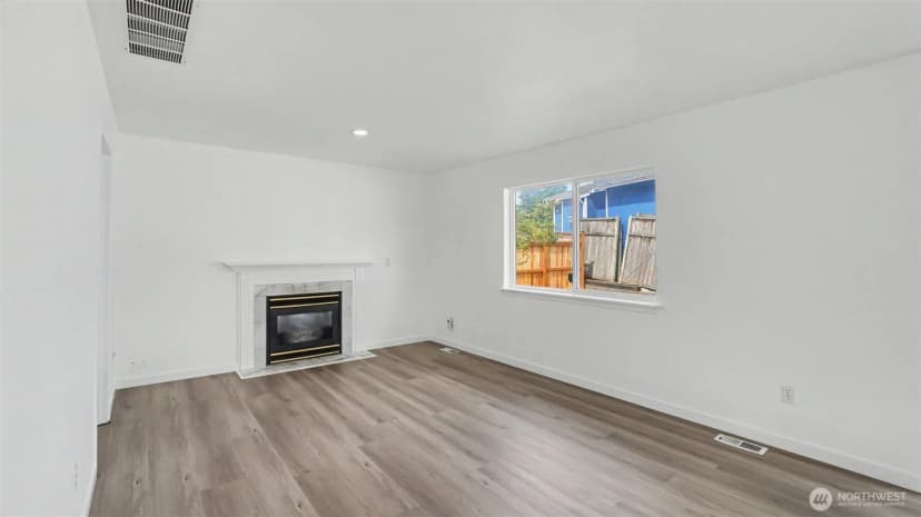 Property photo for 20707 122nd Place Se, Kent photo 21