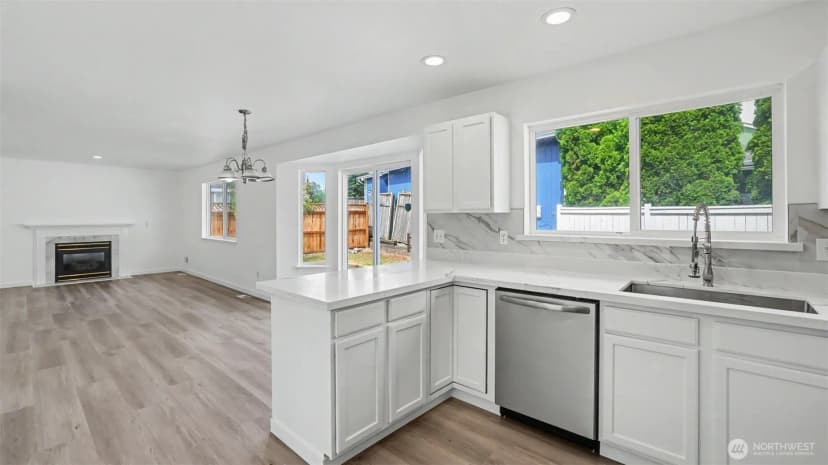 Property photo for 20707 122nd Place Se, Kent photo 19