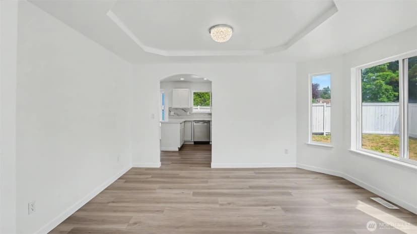 Property photo for 20707 122nd Place Se, Kent photo 11