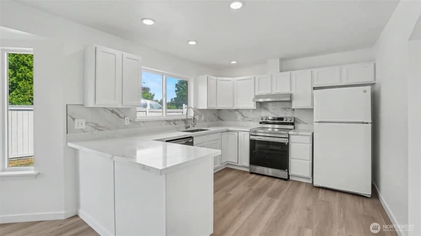 Property photo for 20707 122nd Place Se, Kent photo 16
