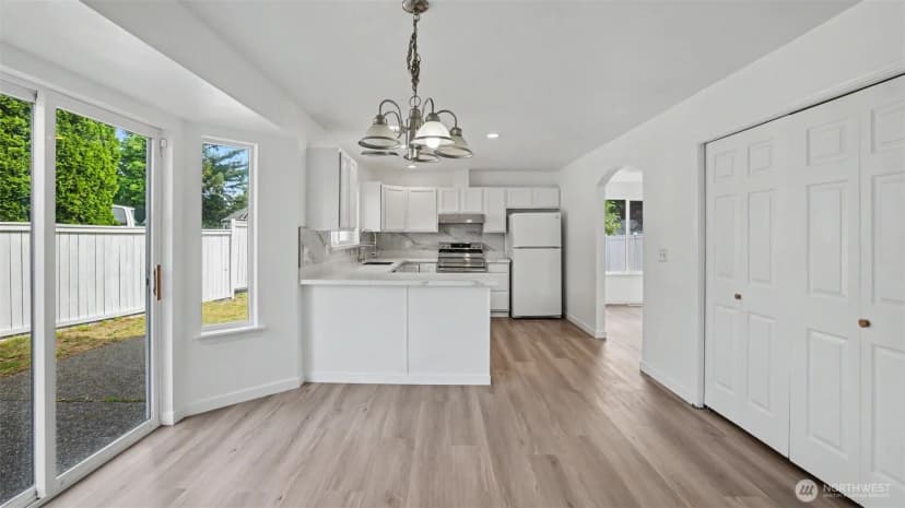 Property photo for 20707 122nd Place Se, Kent photo 18