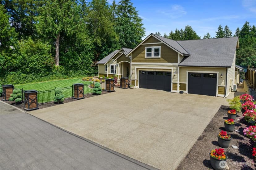 Property photo for 4914 Thompson Lane Se, Olympia photo 4