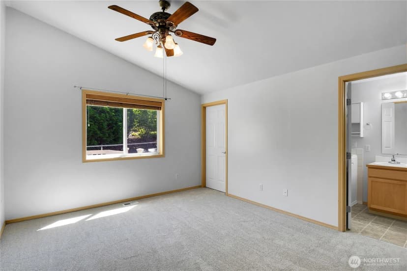 Property photo for 6005 74th Avenue Ne, Marysville photo 18