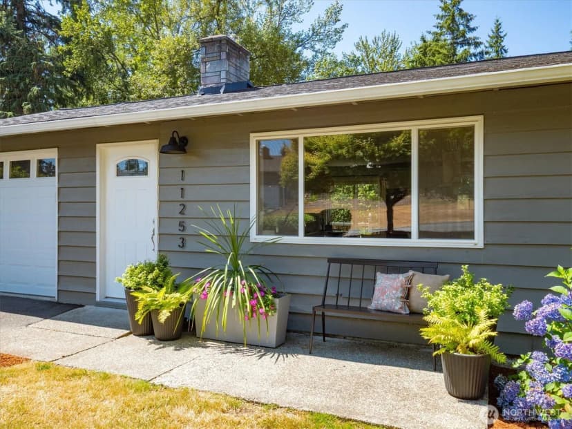 Property photo for 11253 145th Avenue Se, Renton photo 37