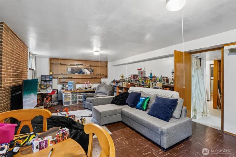 Property photo for 4151 23rd Avenue Sw, Seattle photo 17