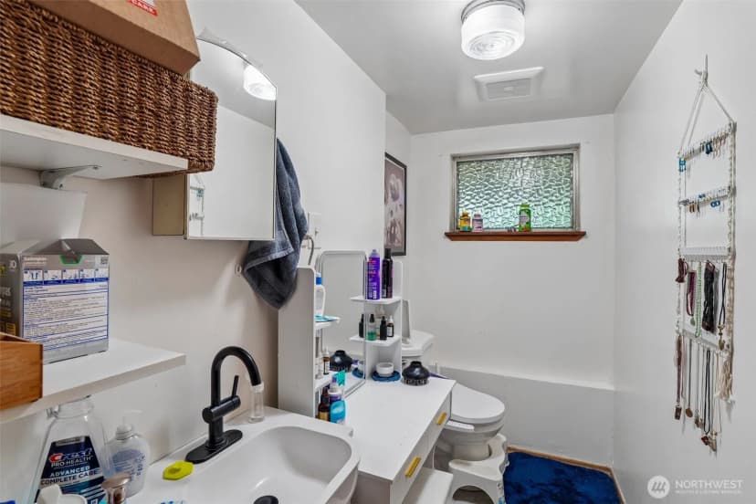 Property photo for 4151 23rd Avenue Sw, Seattle photo 32
