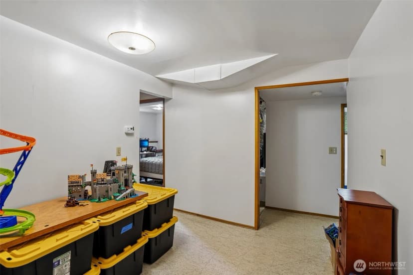 Property photo for 4151 23rd Avenue Sw, Seattle photo 31