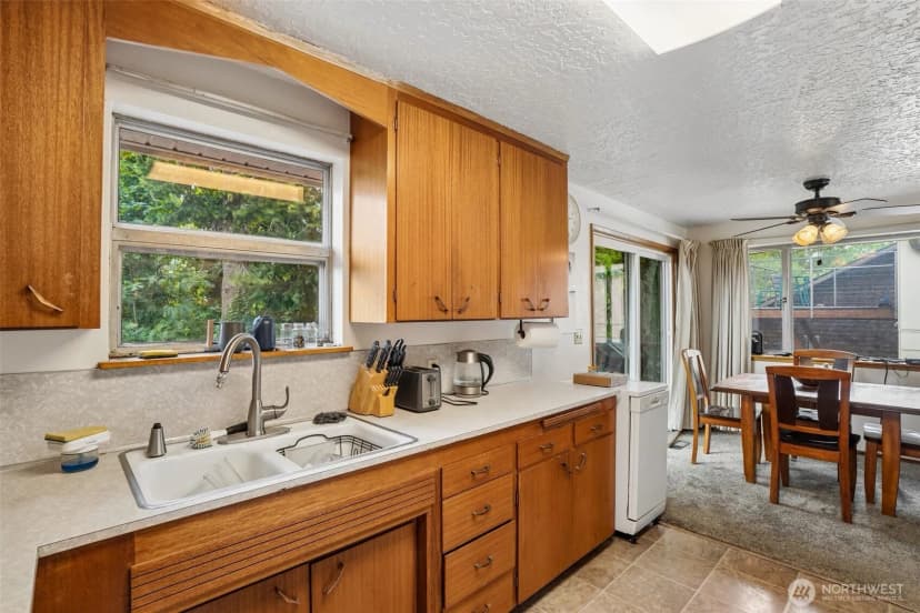 Property photo for 4151 23rd Avenue Sw, Seattle photo 15