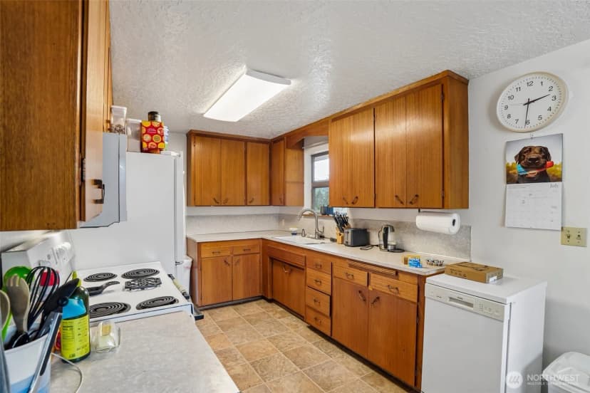 Property photo for 4151 23rd Avenue Sw, Seattle photo 13
