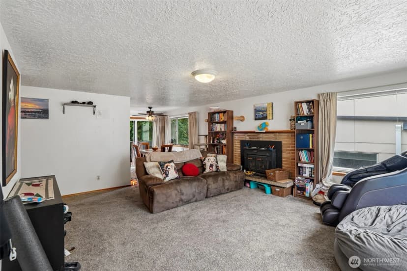Property photo for 4151 23rd Avenue Sw, Seattle photo 9