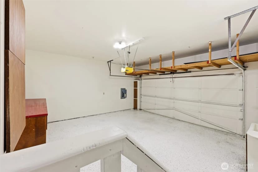 Property photo for 15931 22nd Avenue Sw, Burien photo 31