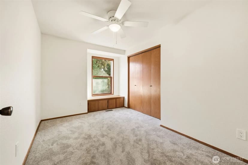 Property photo for 15931 22nd Avenue Sw, Burien photo 22