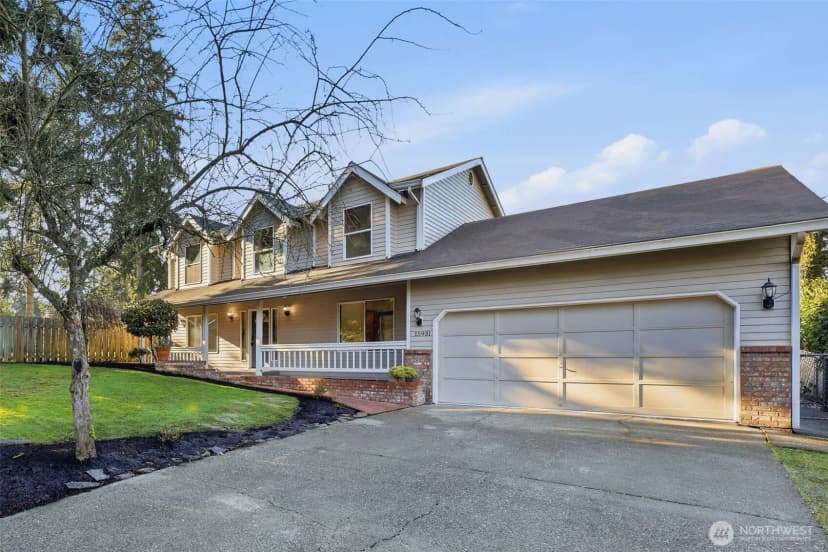 Property photo for 15931 22nd Avenue Sw, Burien photo 4