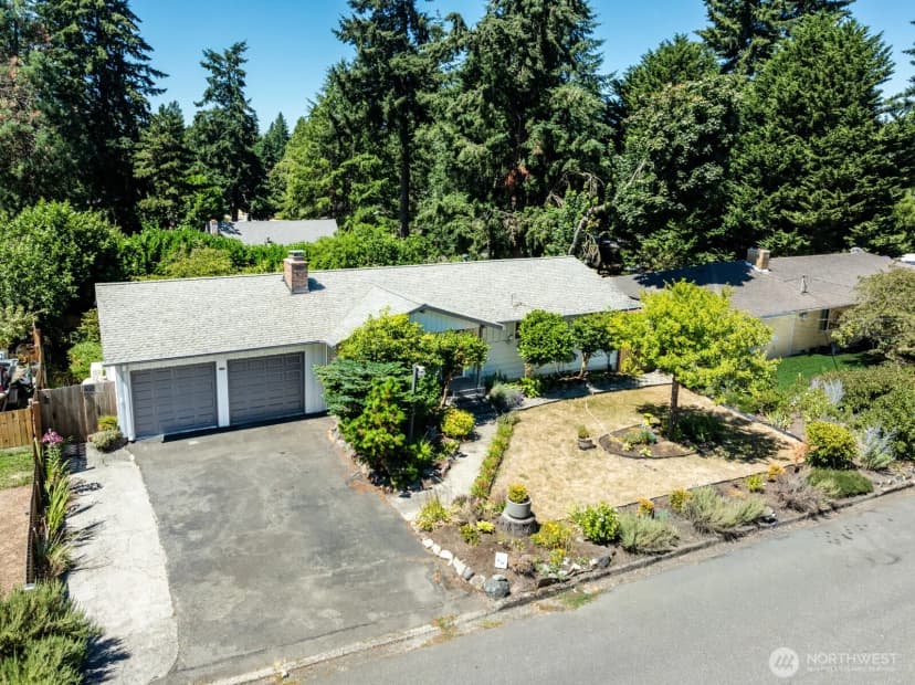 Property photo for 30633 4th Avenue S, Federal Way photo 2