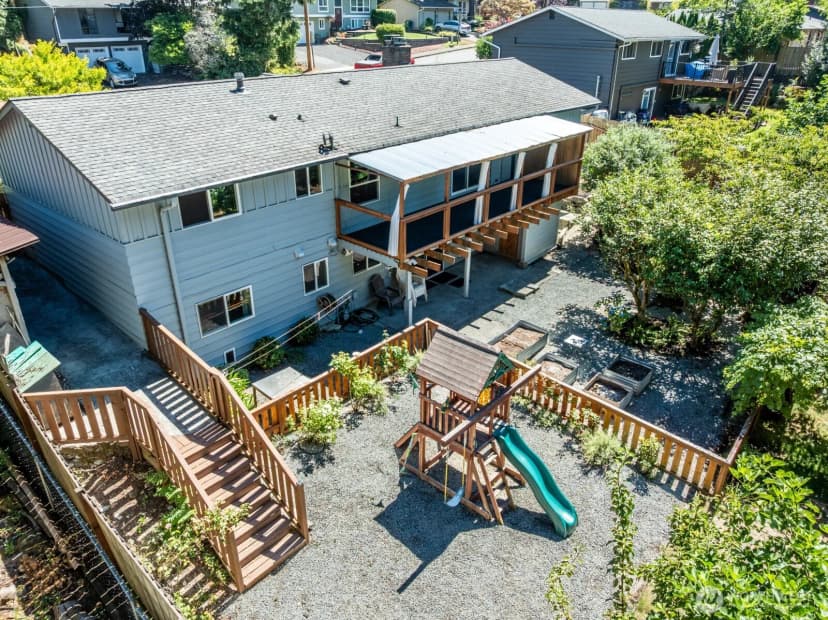 Property photo for 30633 4th Avenue S, Federal Way photo 29