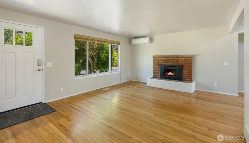 Property photo for 30633 4th Avenue S, Federal Way photo 4