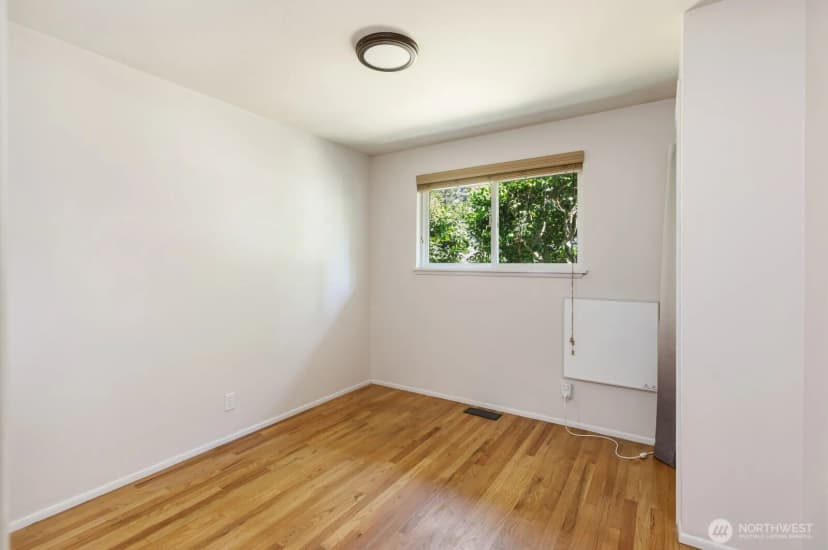 Property photo for 30633 4th Avenue S, Federal Way photo 10