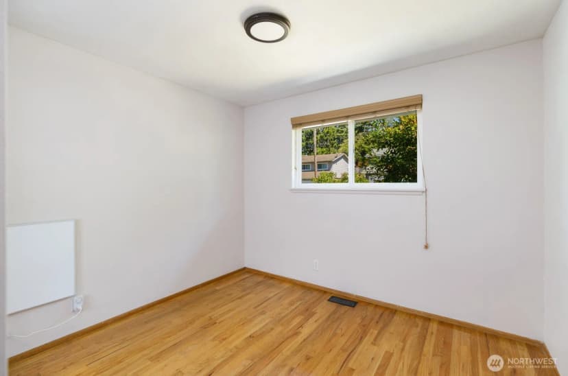 Property photo for 30633 4th Avenue S, Federal Way photo 12