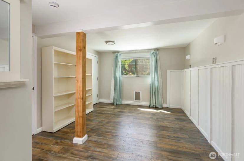 Property photo for 30633 4th Avenue S, Federal Way photo 18
