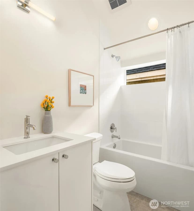 Property photo for 952 Nw 54th Street, Seattle photo 10