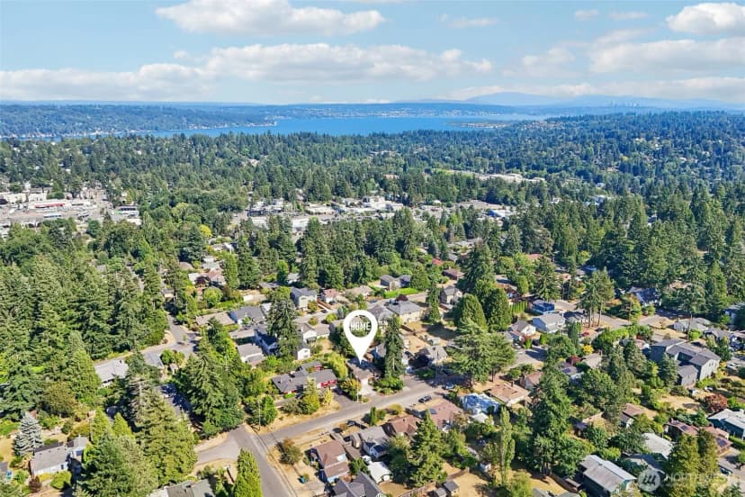 Property photo for 11746 22nd Avenue Ne, Seattle photo 38