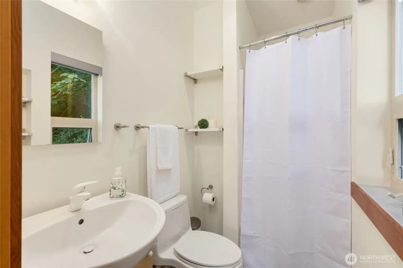 Property photo for 4089 Rockaway Beach Road Ne, Bainbridge Island photo 34