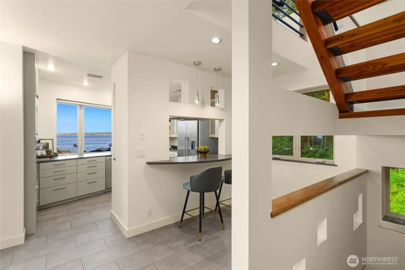 Property photo for 4089 Rockaway Beach Road Ne, Bainbridge Island photo 10