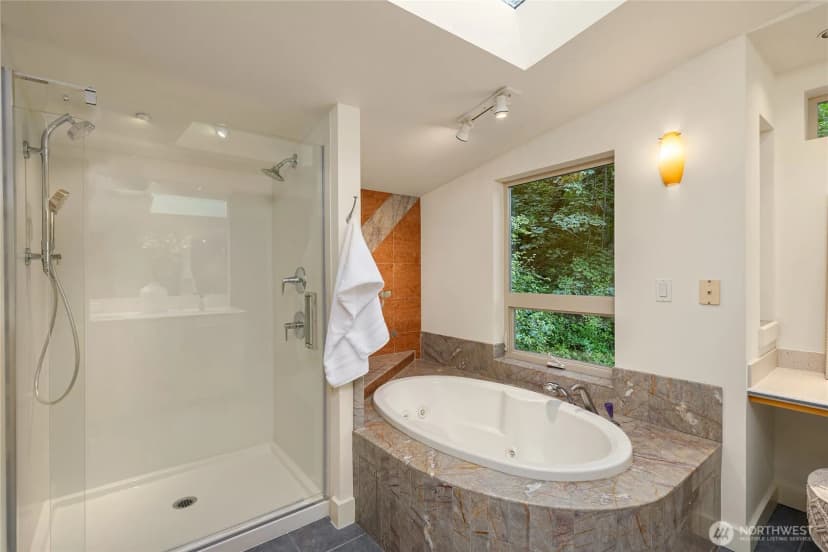 Property photo for 4089 Rockaway Beach Road Ne, Bainbridge Island photo 20