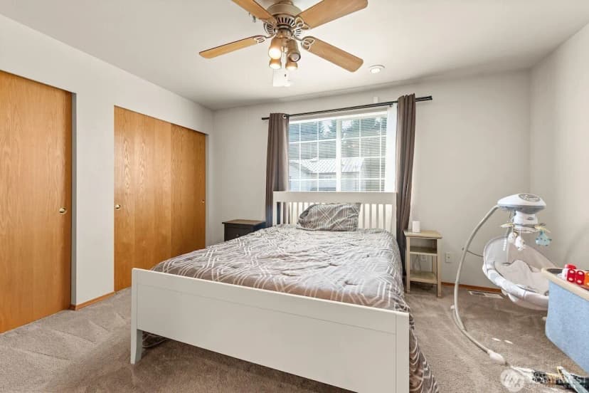 Property photo for 418 Se 17th Street #10b, Auburn photo 6