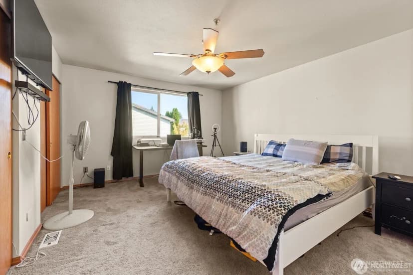 Property photo for 418 Se 17th Street #10b, Auburn photo 15