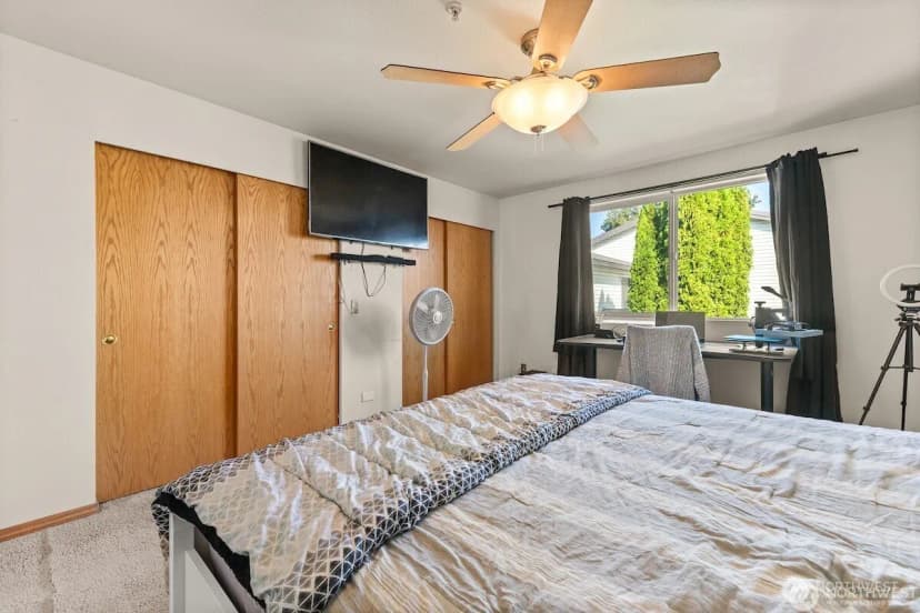 Property photo for 418 Se 17th Street #10b, Auburn photo 13
