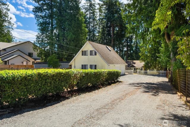 Property photo for 17463 Se 192nd Drive, Renton photo 2