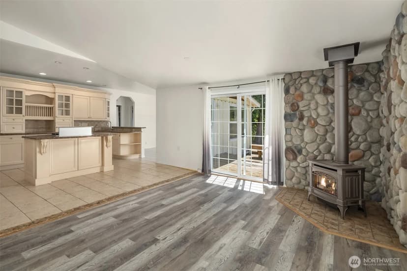 Property photo for 17463 Se 192nd Drive, Renton photo 9