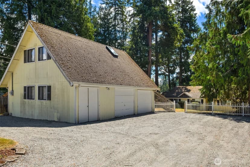 Property photo for 17463 Se 192nd Drive, Renton photo 3
