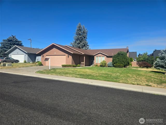 Property photo for 605 Park Place, Yakima
