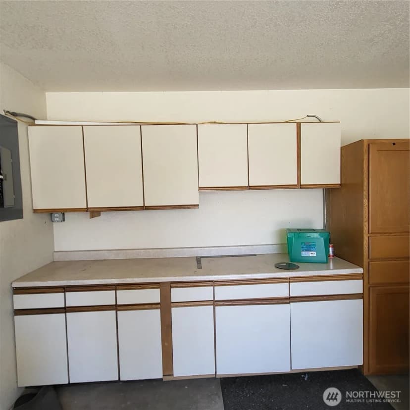 Property photo for 605 Park Place, Yakima photo 6