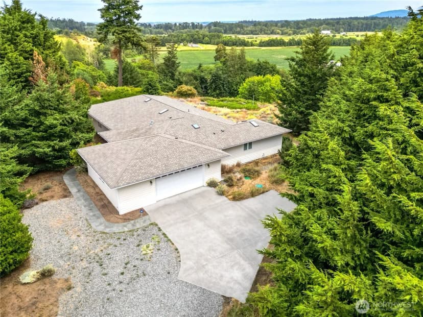 Property photo for 150 Sundial Loop, Sequim