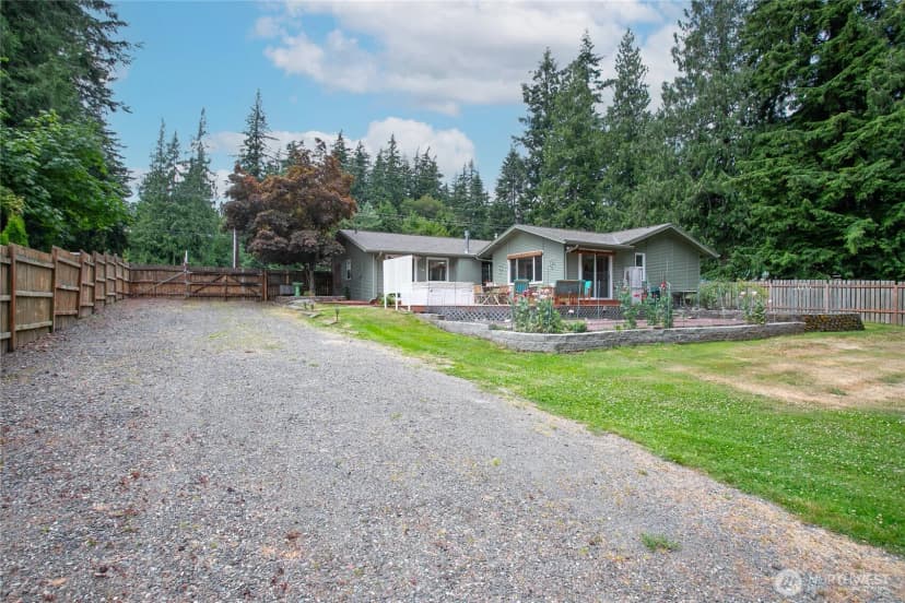 Property photo for 2348 Yew Street Road, Bellingham photo 30