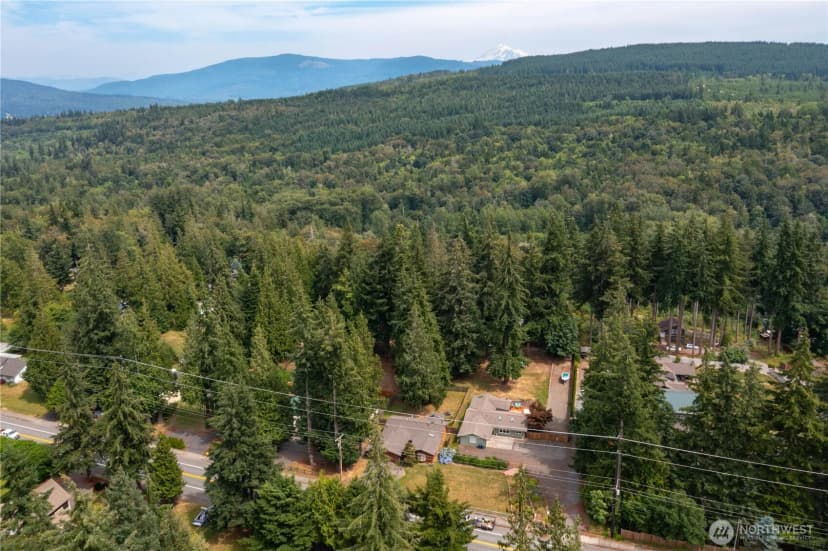 Property photo for 2348 Yew Street Road, Bellingham photo 35