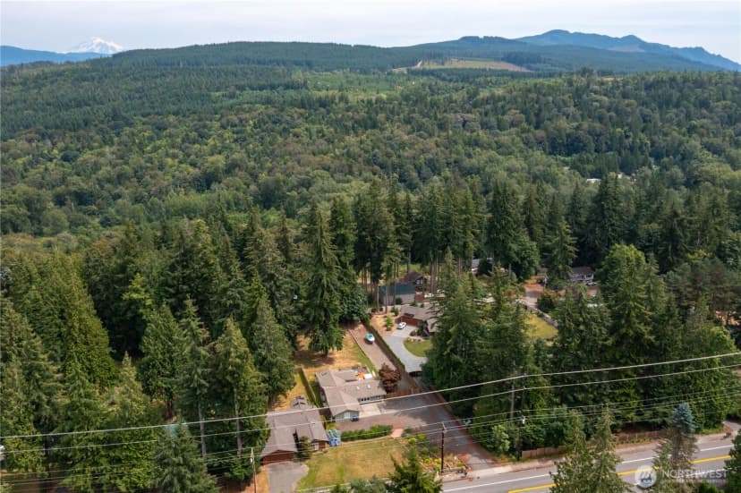 Property photo for 2348 Yew Street Road, Bellingham photo 34