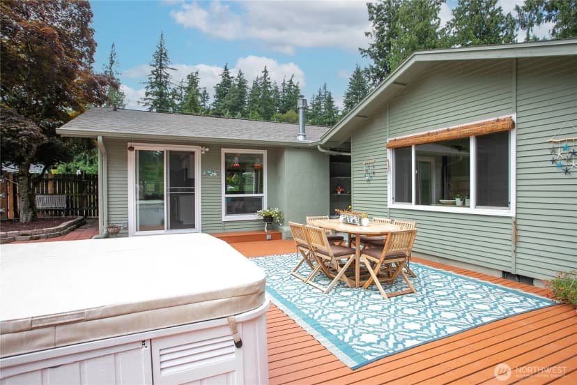 Property photo for 2348 Yew Street Road, Bellingham photo 5