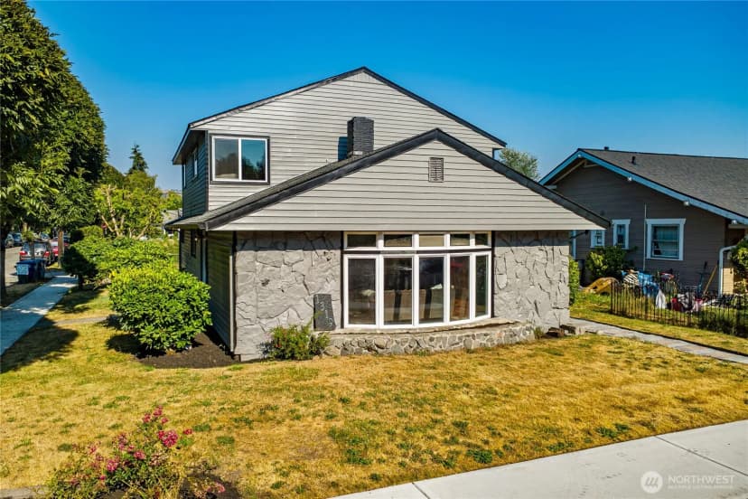 Property photo for 1319 Wood Avenue, Sumner photo 2