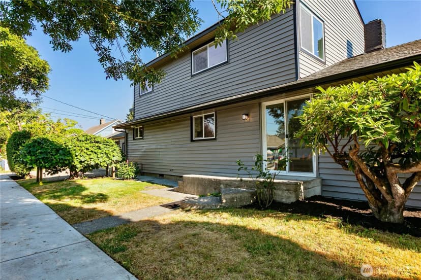 Property photo for 1319 Wood Avenue, Sumner photo 4