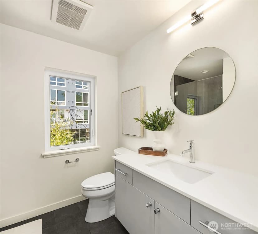 Property photo for 972 Nw 54th Street, Seattle photo 16