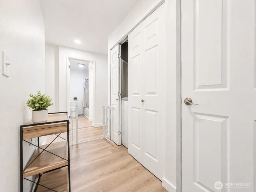 Property photo for 1852 Central Place S #e46, Kent photo 8